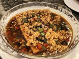 Tofu with mocked omni minced meat at Eight Treasures Vegetarian 八宝素食馆 in Central Singapore