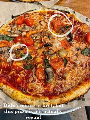 🤢😵 good thing I didn’t eat these, but I did start eating my pizza already before noticing.   at Blaze Pizza - Mall Ring Circle in Henderson