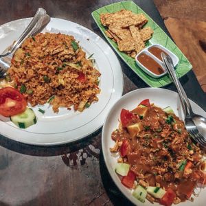 Tempe Goreng, Nasi Goreng and Gado Gado at Soka Warung in Penida Island