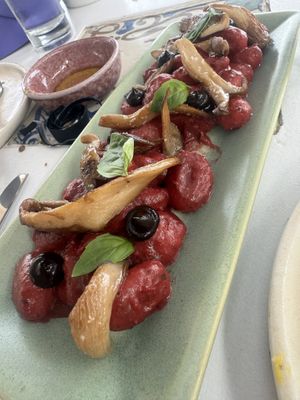 Gnocchi w mushrooms   at Maiolica in Sifnos