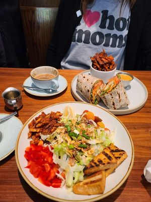 Protein bowl + wrap! Coffee drinks = superb at Fresh Kitchen + Juice Bar in Toronto