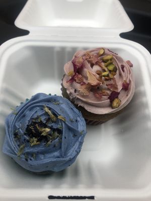 Cupcakes #Veganuary at Leaf and Seed in Toledo