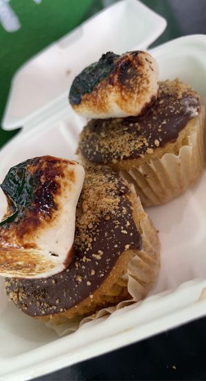 S’mores cupcakes   at Leaf and Seed in Toledo