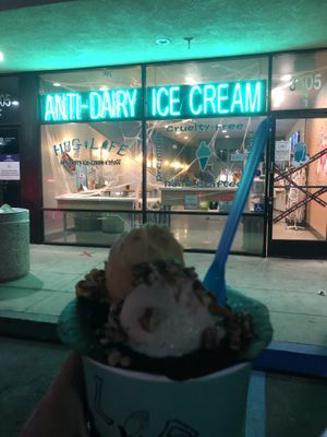 I tried The waffle bowl with three different mini scoops delicious at Hug Life in Orange