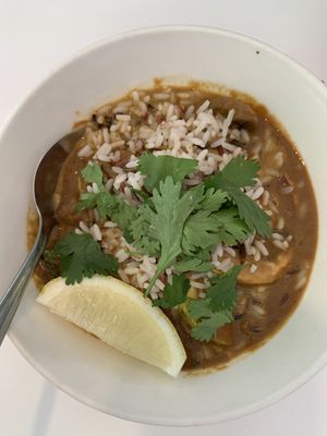 Japonese curry with wild rice at La Verduleria in Tenerife