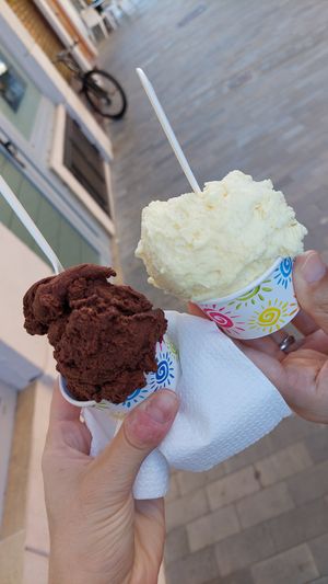 Passion fruit and dark chocolate flavours at Delizia in Tenerife