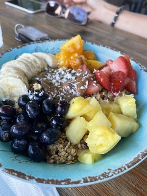 Girl in the curl  at That's A Wrap in Kihei