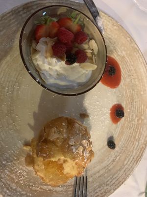 Orange cake with vegan cream   at Rosmarino in Taormina