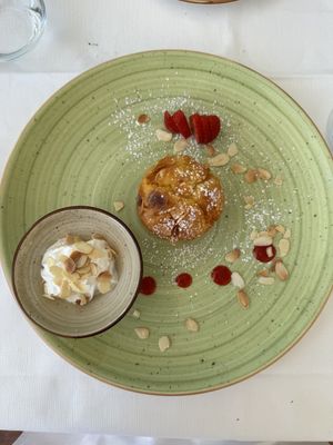 Orange fairy cake with vegan whipped cream    at Rosmarino in Taormina