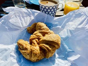 🌟🌟🌟🌟🌟-huge!   at Pasteleria Conchin in Valencia