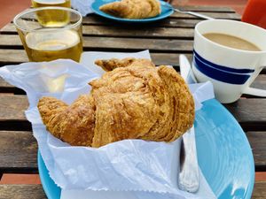 Still the best! 😋  at Pasteleria Conchin in Valencia