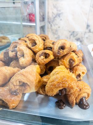 Caracolas  at Pasteleria Conchin in Valencia