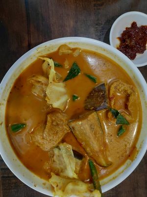 Curry 🤤 at Mable Vege Restaurant in Subang Jaya