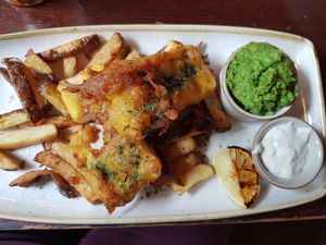 Tofish and chips 😍 at The Barley Mow in London