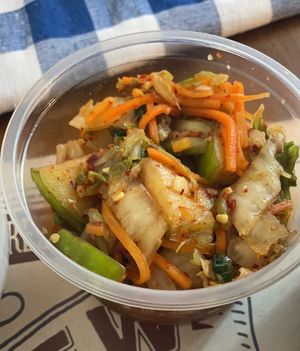 Kimchi vegano  at Sui Yuan in Montevideo