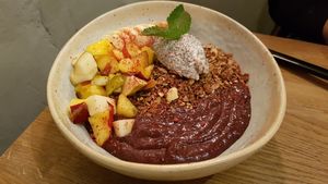 Smoothie bowl at Stars Coffee in Riga