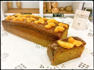 Cake clémentine cardamome at Boulangerie Arnaud in Lyon