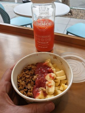 Buddha bowl (has quinoa, very tasty), and dawn patrol juice, super delicious at Choice Superfood Bar & Juicery - Little Italy in San Diego