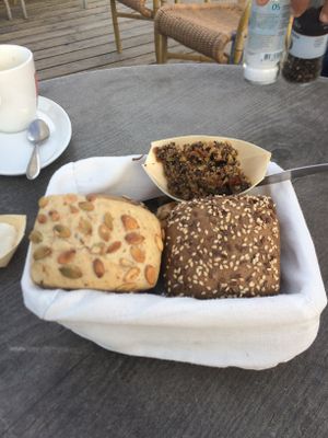 bread with tapenade (ask without aioli because its not vegan) at Basic Beach Bar De Branding in Renesse