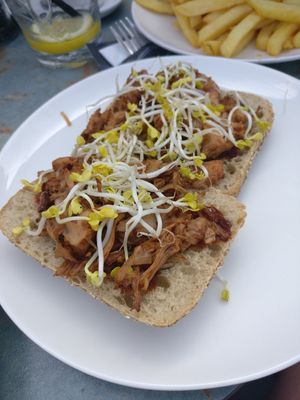 Pulled Jackfruit at Basic Beach Bar De Branding in Renesse