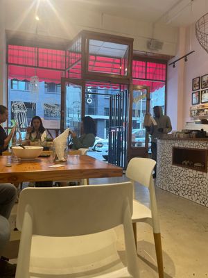 Deliveries welcome  at The Poke Co. in Cape Town