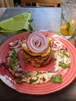 Main dish: pulled jackfruit, Tzatziki, rosemary potatoes, mediterranean vegetables e at Au Goût du Jour in Eupen