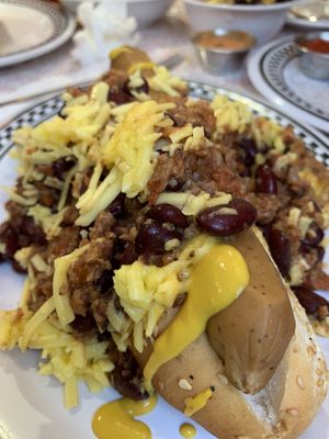Vegan chilli dog at American Dream Diner in Geneva
