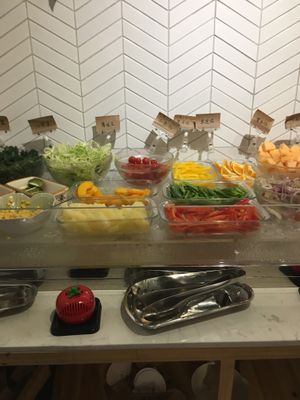 Cold/raw fruit and veg  at Everyday in Hong Kong Island