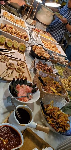 Food selection at Everyday in Hong Kong Island