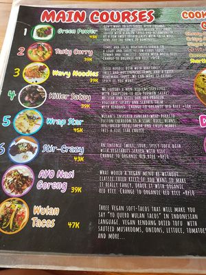 Main courses at Ayo Vegan - Peliatan in Ubud