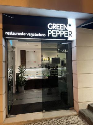 Entrance  at Green Pepper in Lisbon