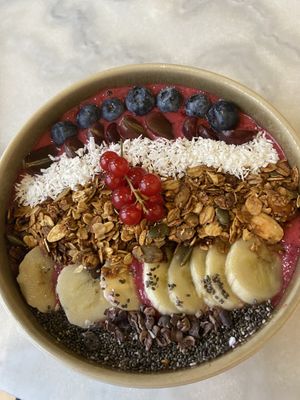 Smoothie bowl at Cafe Nomad - Weststadt in Heidelberg
