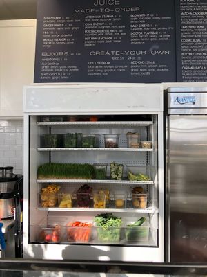 Fresh fixin’s at Plantbar - Point St in Baltimore