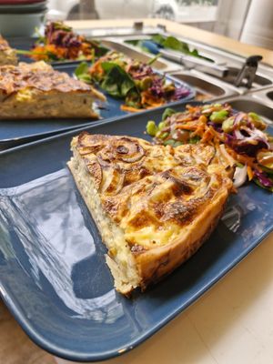 Quiches au poireau (végétarienne) at Oummi in Paris