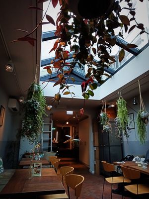 Relaxing and comfy at SLA - Haarlemmerdijk in Amsterdam