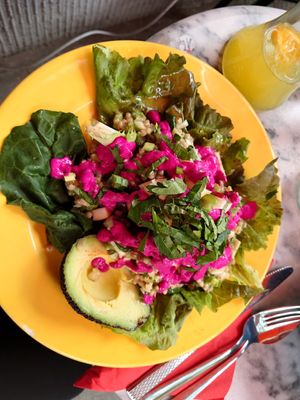 Buchweizensalat mit Roter Bete, Staudensellerie, Apfel, Lauch und Zitrone 👍 at Pure Note in Dusseldorf