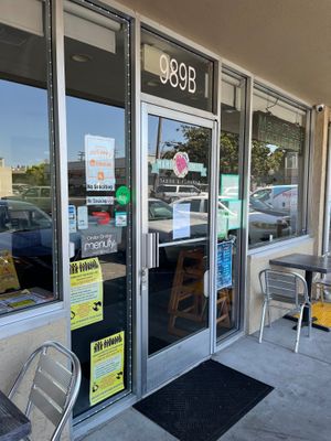  at Mami Cheli's in Menlo Park