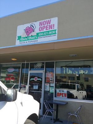 Front at Mami Cheli's in Menlo Park