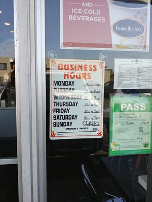 Hours at Mami Cheli's in Menlo Park