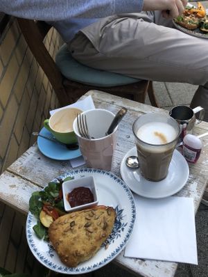 Vegan cheese & tomato tosti and oat latte at Rose & Vanilla in Utrecht