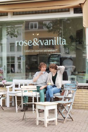 Kom genieten van een taartje, lunch en/of drankje in ons taartencafé of op ons terras. To-go kan ook!  at Rose & Vanilla in Utrecht
