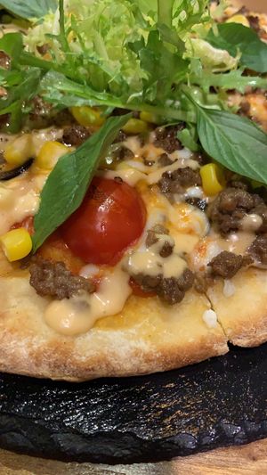 Vegan Impossible Pizza at Veggie Castle in Macau