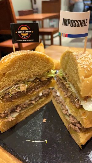 Impossible Burger at Veggie Castle in Macau