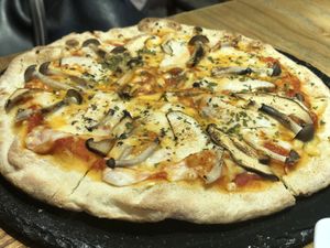 Vegan cheese pizza at Veggie Castle in Macau