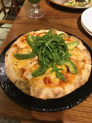 Vegan avocado pizza  at Veggie Castle in Macau