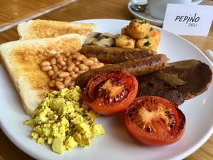 Full vegan breakfast at Pepino Deli in Glossop