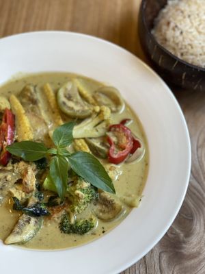 💚 Thai Curry  at Puffin Cafe in Macau