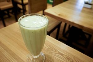 Avocado Soy Milk Shake at Puffin Cafe in Macau
