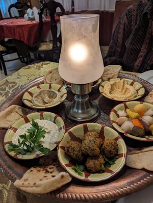 Excellent vegan mezze at Snobs Restaurant in Luxor