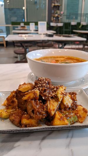 Fruity youtiao rojak at Mother Earth 大地之素 in West Singapore